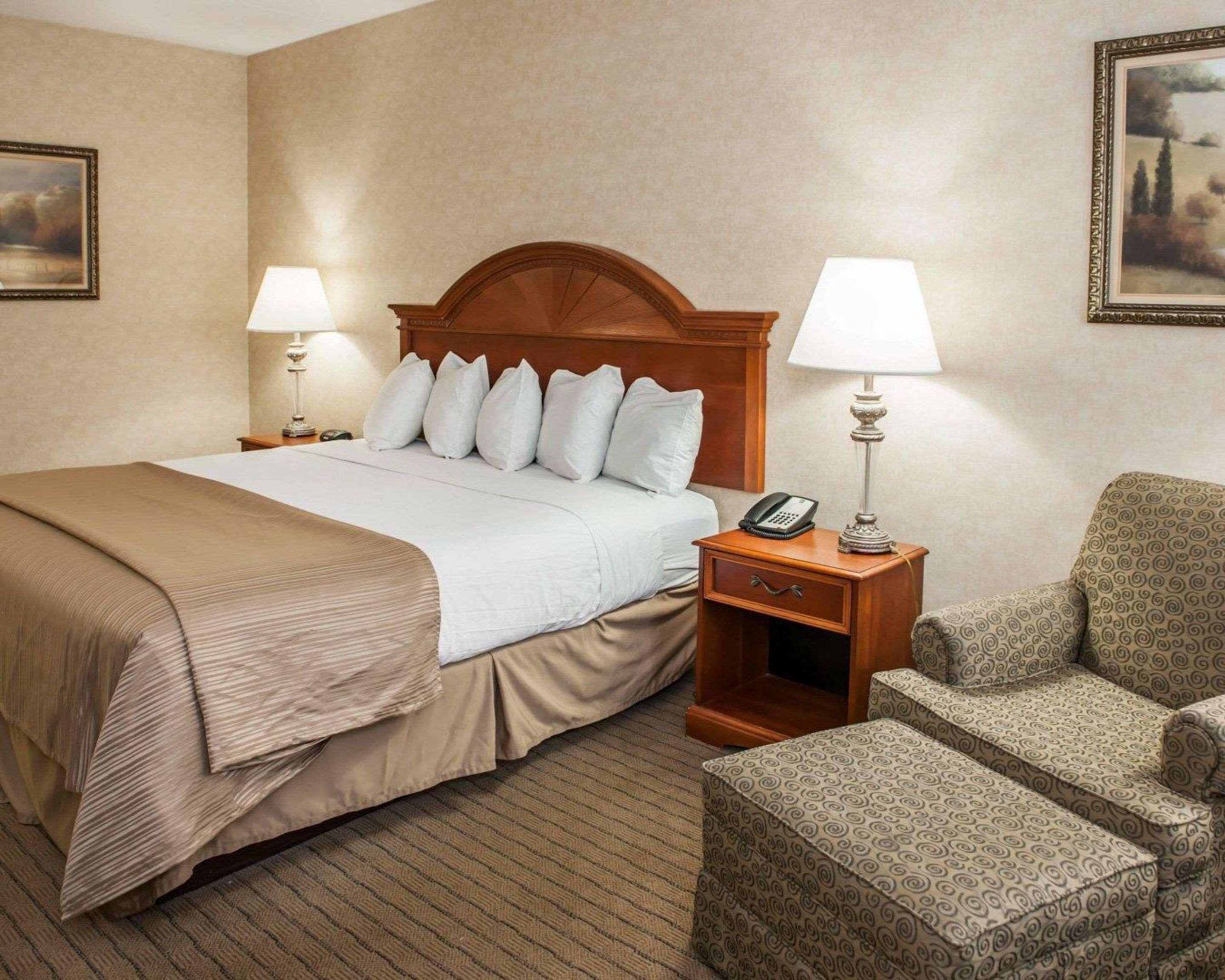 Quality Inn Castleton Εξωτερικό φωτογραφία