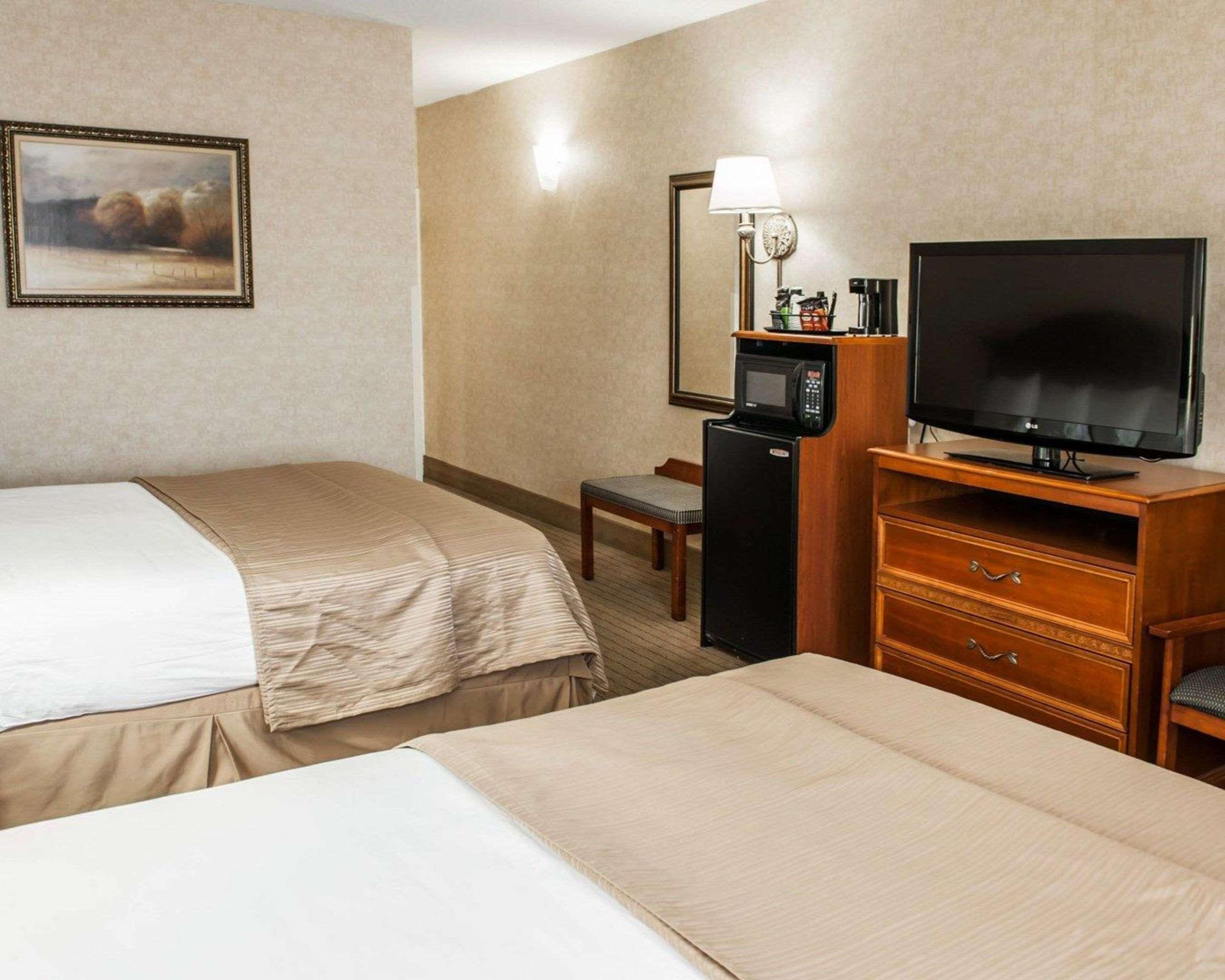 Quality Inn Castleton Εξωτερικό φωτογραφία