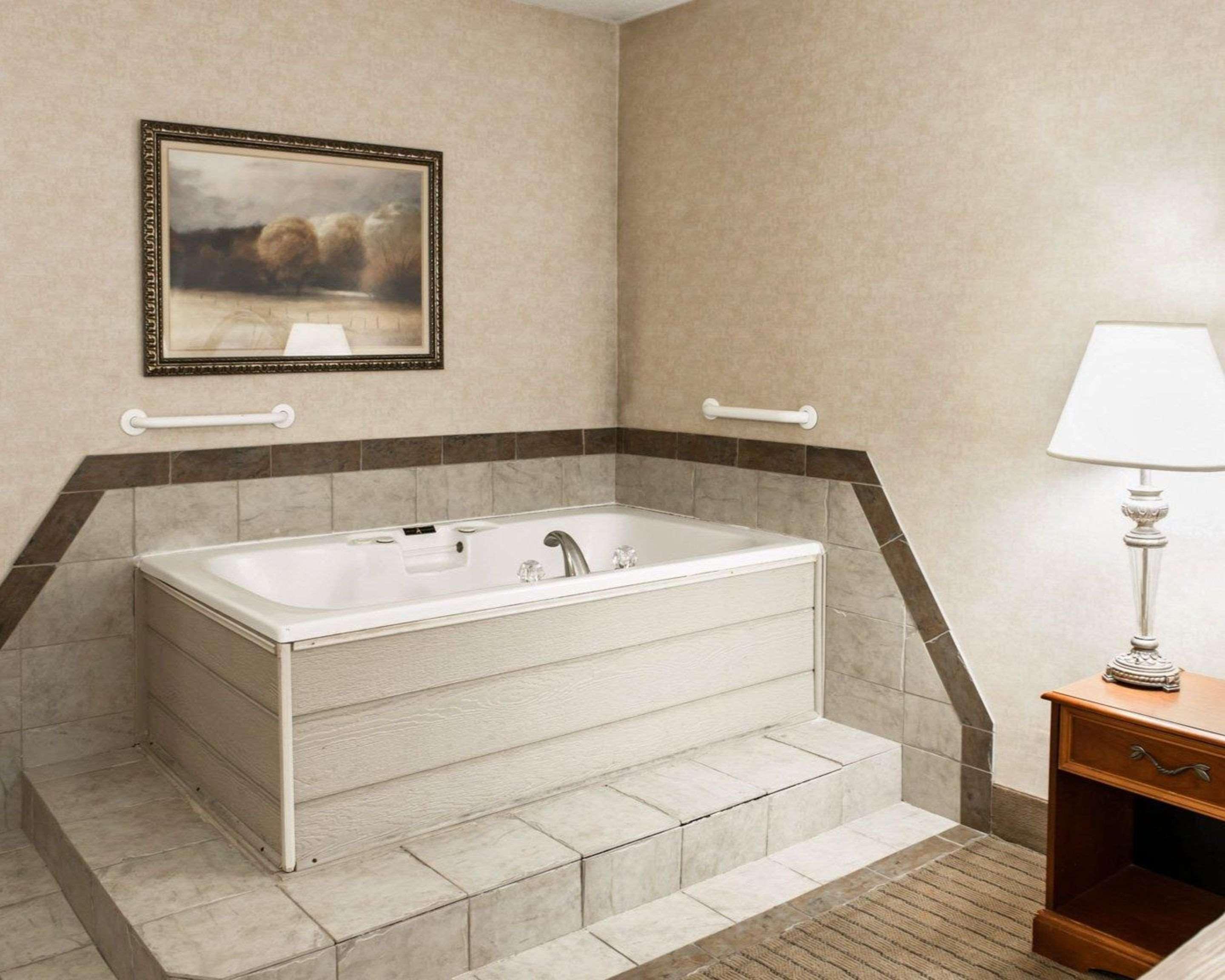 Quality Inn Castleton Εξωτερικό φωτογραφία